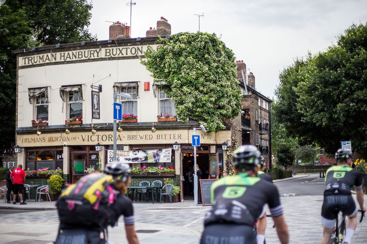 MET 2016 Red Hook Criterium london