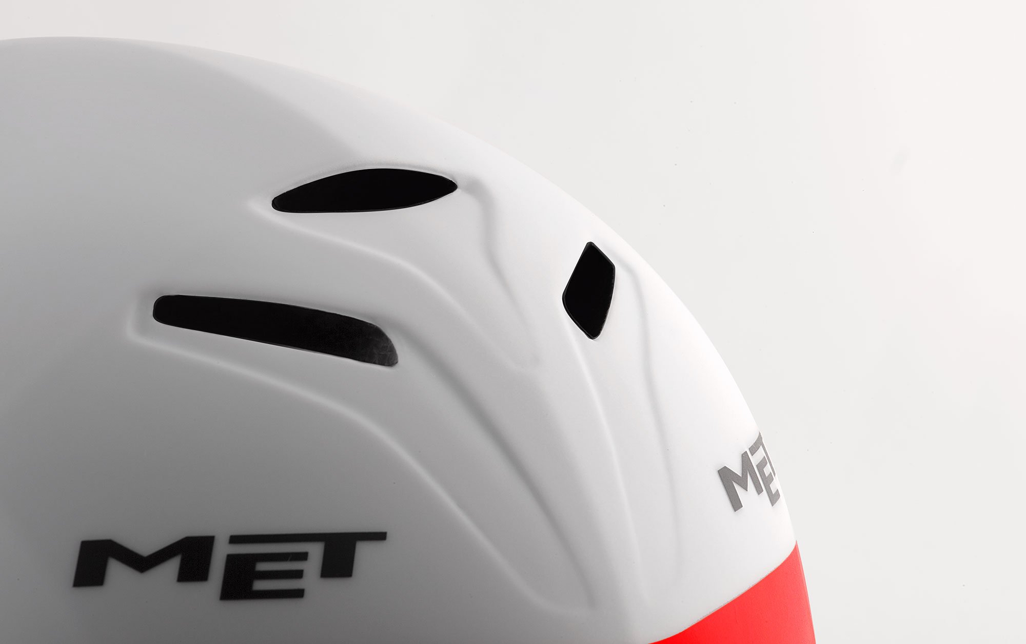 MET Drone Wide Body Road and Aero Helmet Low Drag Inlets