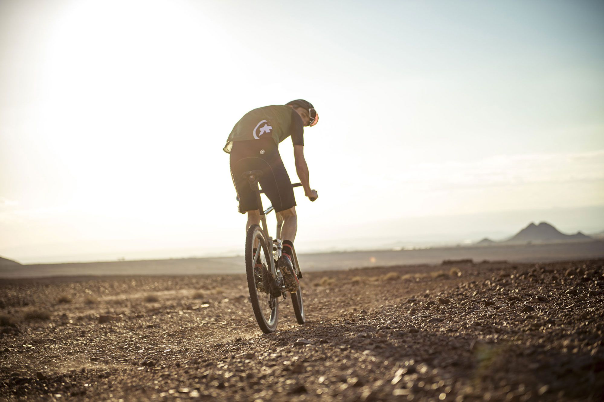 The MET Allroad is made for those who enjoy spending time on gravel routes.