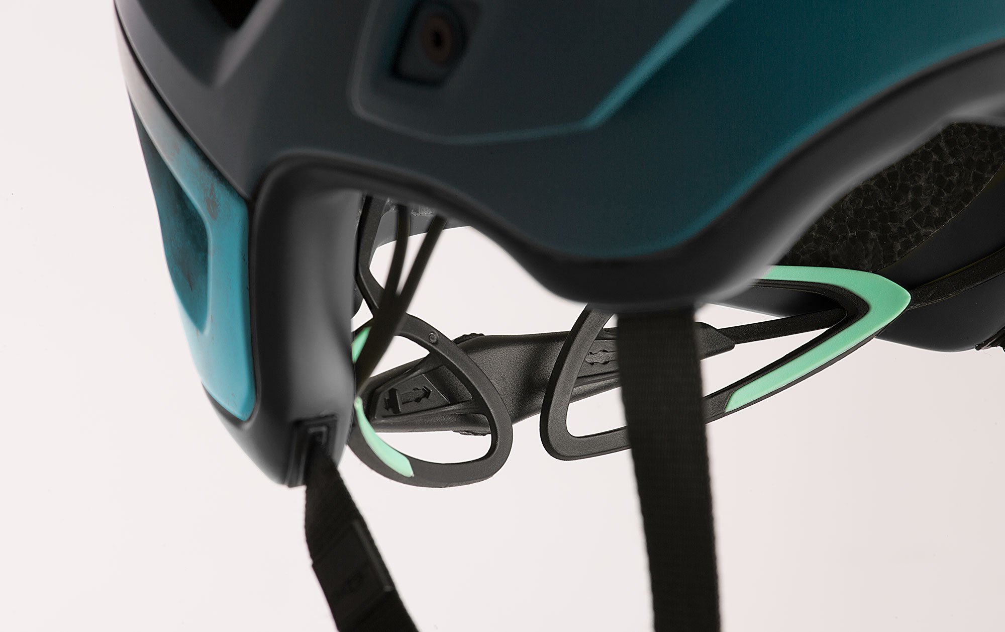 MIPS Trail/Enduro Helmet Visor Adjustable Cam Compatible Black-Red Details about   Met Roam O show original title 