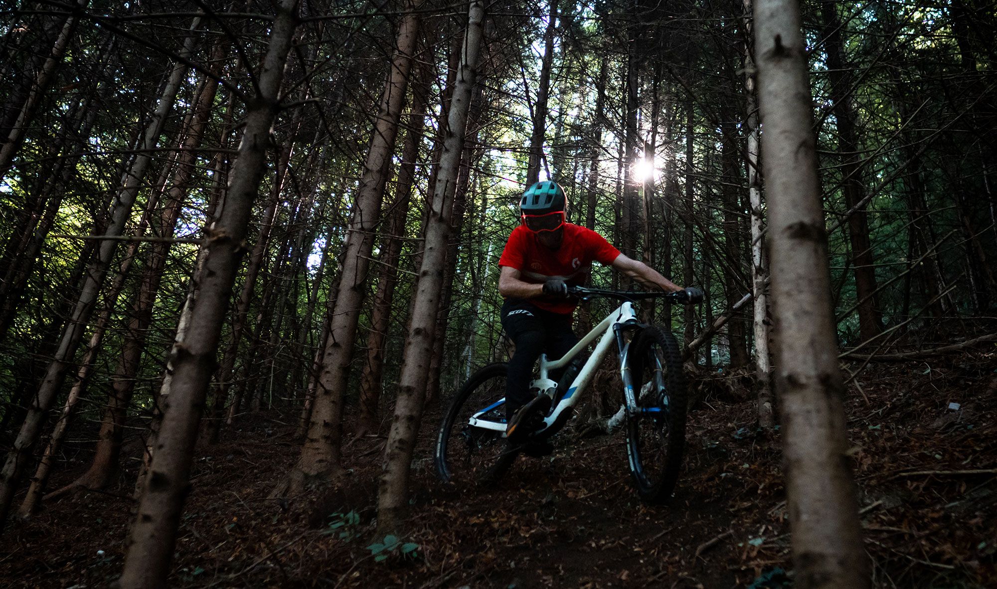 Bluegrass Rogue MTB Helmet for Trail and Enduro, Riding with Liam Moynihan