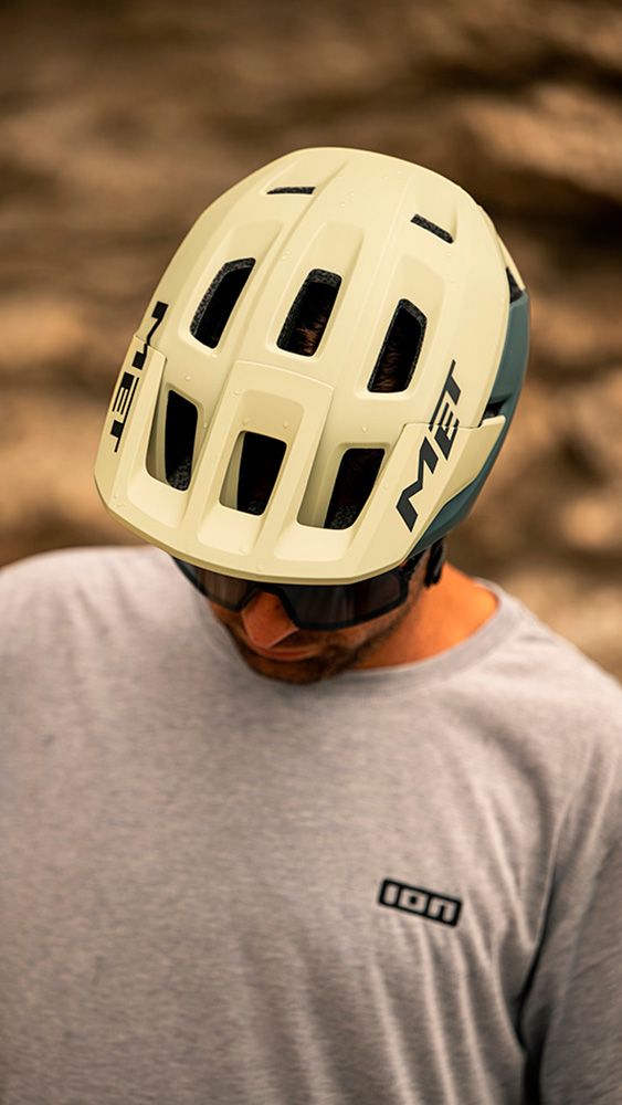 MET_Helmets_Terrae_mtb_helmet